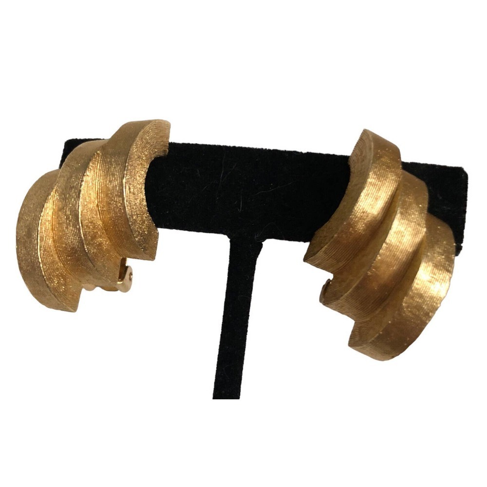 Christian Dior Clip On Earrings 1970s 1980s Runway Couture Textured Gold Drops - Picture 3 of 10